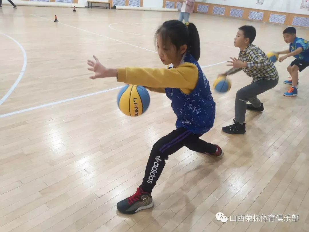 篮球训练后的总结与反思作文_2